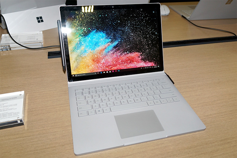 Surface Book 13.5型