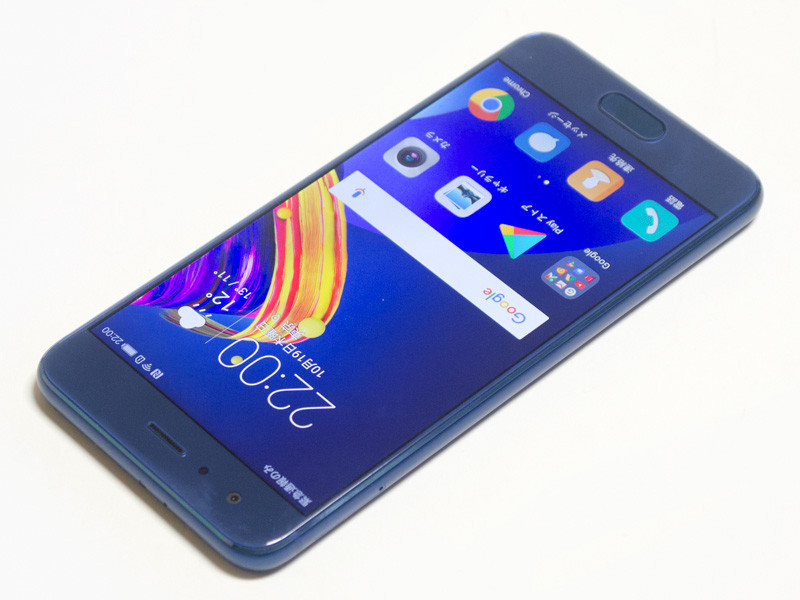 左側面にNano SIM/microSDカードスロット