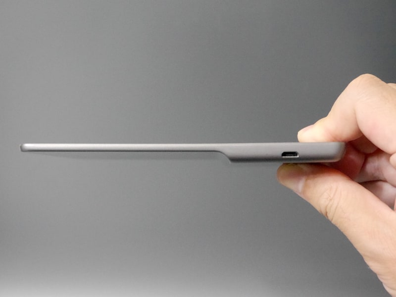 Kindle Oasis(第9世代)はスクリーン部が薄いボディが特徴