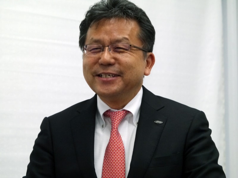 シャープ ビジネスソリューション事業本部ビジュアルソリューション事業部商品企画部の村松佳浩部長