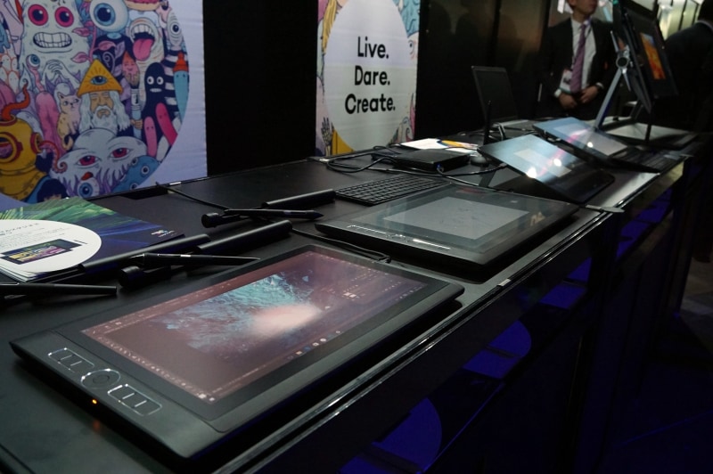 そのほかの液タブも展示