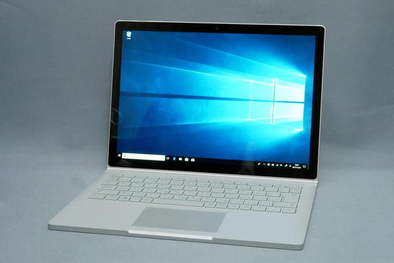 日本マイクロソフト「Surface Book 2」