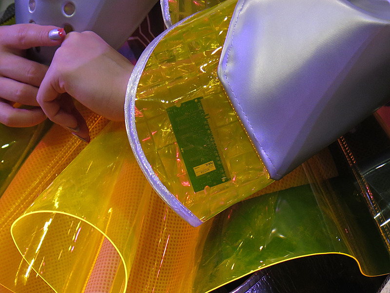 よく見るとNなんやらの文字も見えるが、これ以上突っ込むとオタク以上のオタクなのでやめておこう