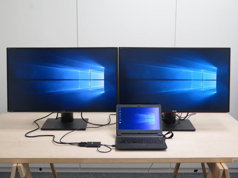 USB 3.0でPCと接続し、ディスプレイと接続するだけで利用できた