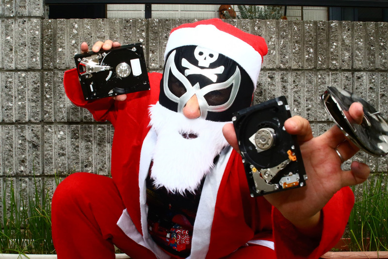 浮かれた悪の組織さんも、いろいろ特殊嗜好のトレジャーの処分に困っていた