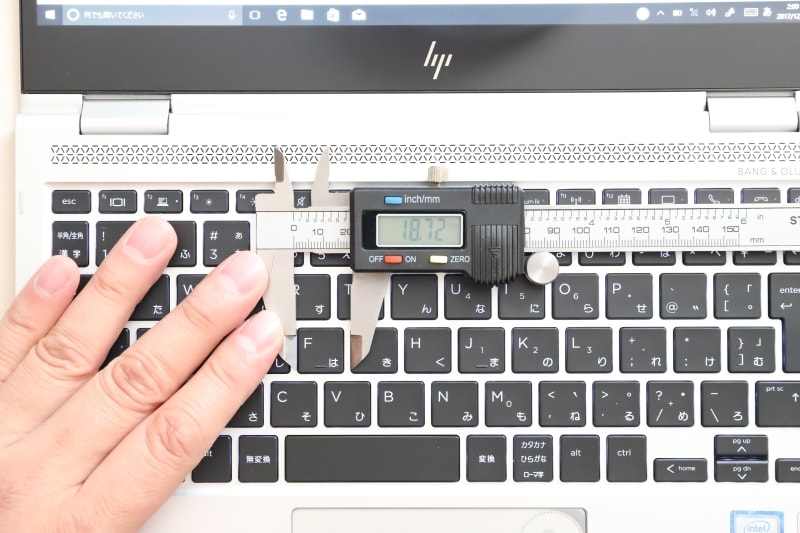 キーピッチは18.7×18.7mm、キーストロークは1.5～1.7mm