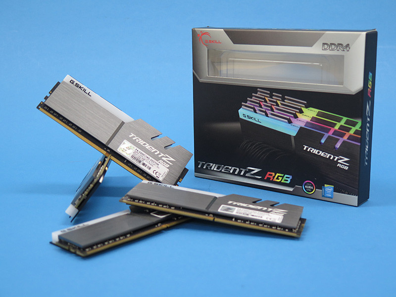 Trident Z RGBのパッケージ