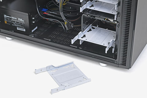 凝り固まった価値観じゃ、いいマシンは作れない！ 自作を変える最新PC