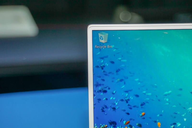 4Kモデルでの狭額縁