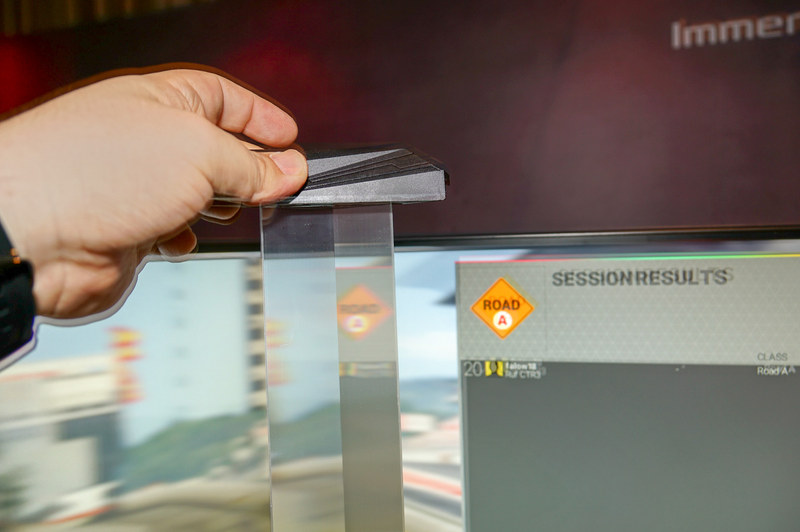 キットそのもの、上下に伸長する