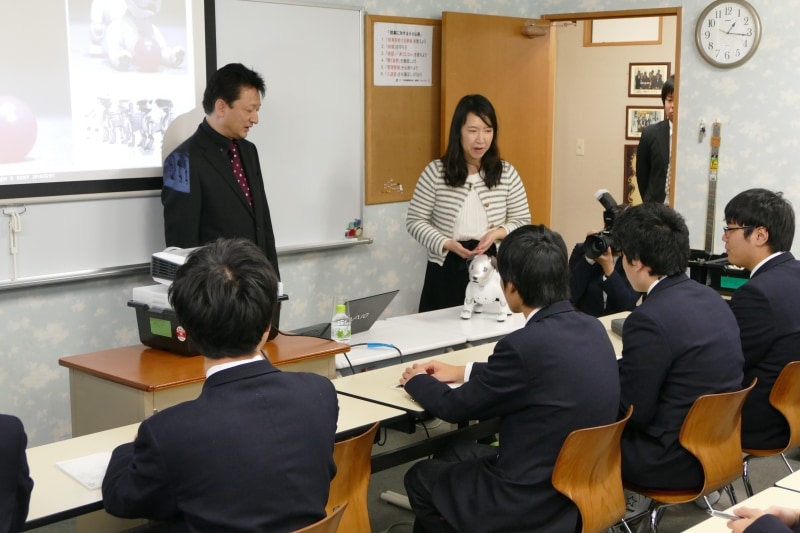 デモを行なったのはソニー株式会社 事業開発プラットフォームAIロボティクスビジネスグループ 商品企画部 商品企画グループ プロダクトプランナーの儀我有子氏