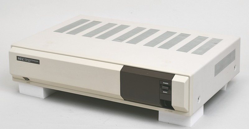1981年: ビジネスマシンとして登場するも、ホビー用途で大ヒット PC-8801