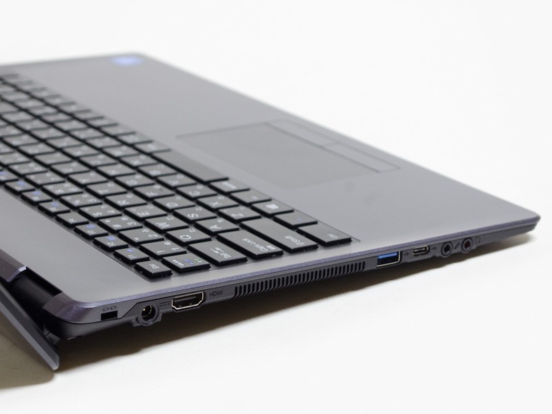 ロックポート、電源入力、HDMI、USB 3.0、Type-C、音声入出力