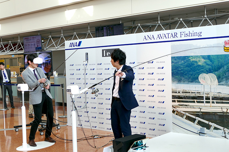 ANA AVATAR  FISHING。HMDはFOVE。