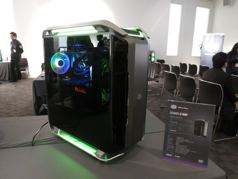 主力のCOSMOSの実機