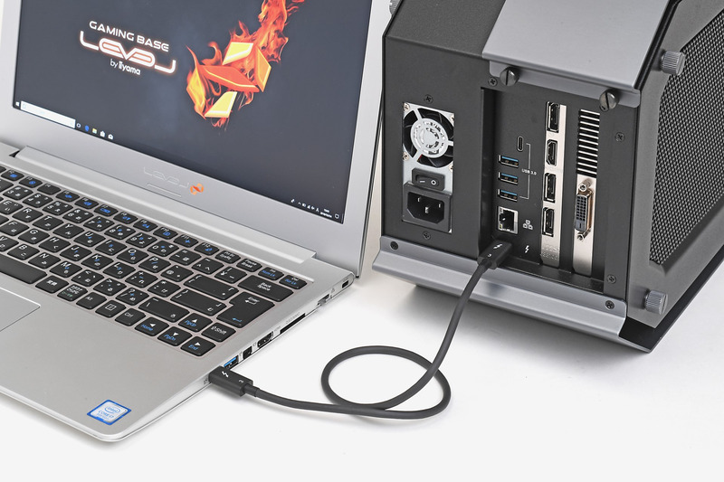ノートPCとThunderbolt 3で接続