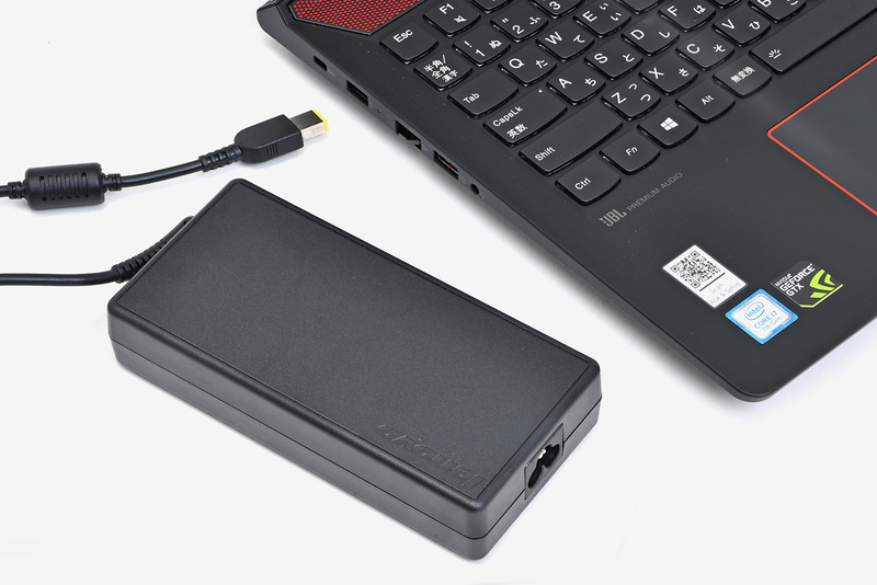 170W出力のACアダプタ