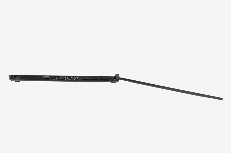 天板を最大まで開いた状態