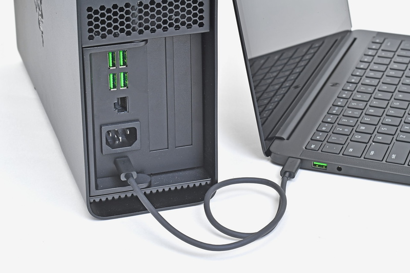 ノートPCとThunderbolt 3で接続