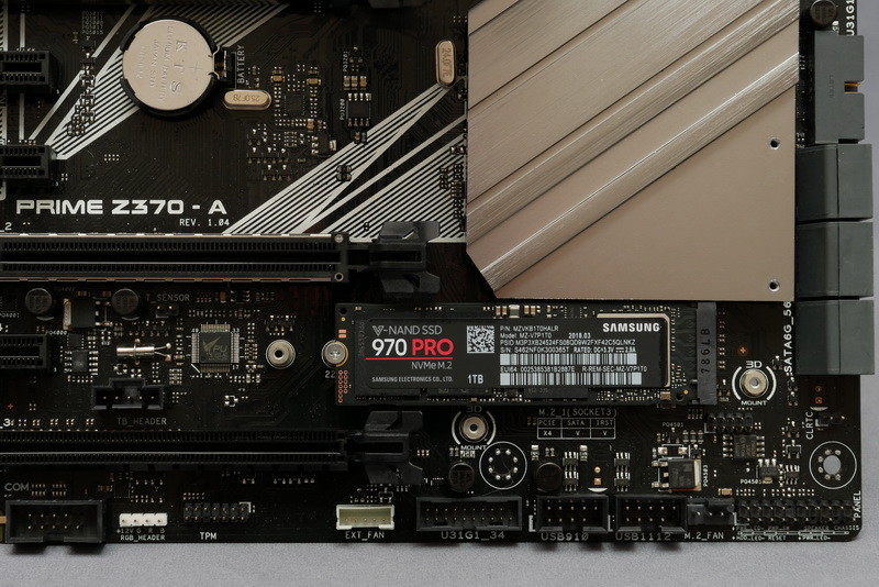 温度変化の検証では、あえてヒートシンクを外し、ファンの風も当てずに行なっている