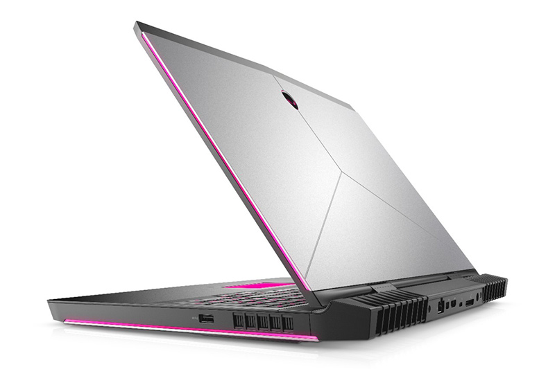 NEW ALIENWARE 17