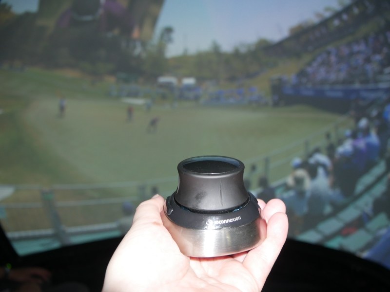 レバーを使って、上下左右に映像が動かせるようにした