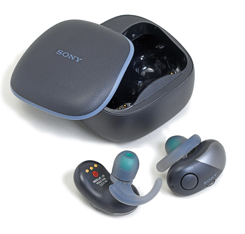 実売価格：25,000円前後<br>装着方式：カナル型●構造：密閉式●コーデック：AAC/SBC●連続再生時間：最大3時間●防水性能：IPX4●駆動方式：ダイナミック型●ドライバー口径：6mm●インピーダンス：非公開●再生周波数帯域：非公開●接続方式：Bluetooth v4.1●重量：7.6g（各イヤホンユニット）●カラー：ブラック、ホワイト、イエロー、ピンク