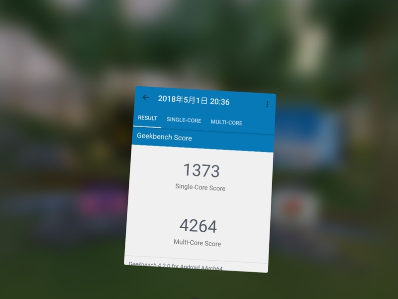 Mirage Soloで「Geekbench 4」を実行した結果は、Single-Core Scoreが1,373、Multi-Core Scoreが4,264