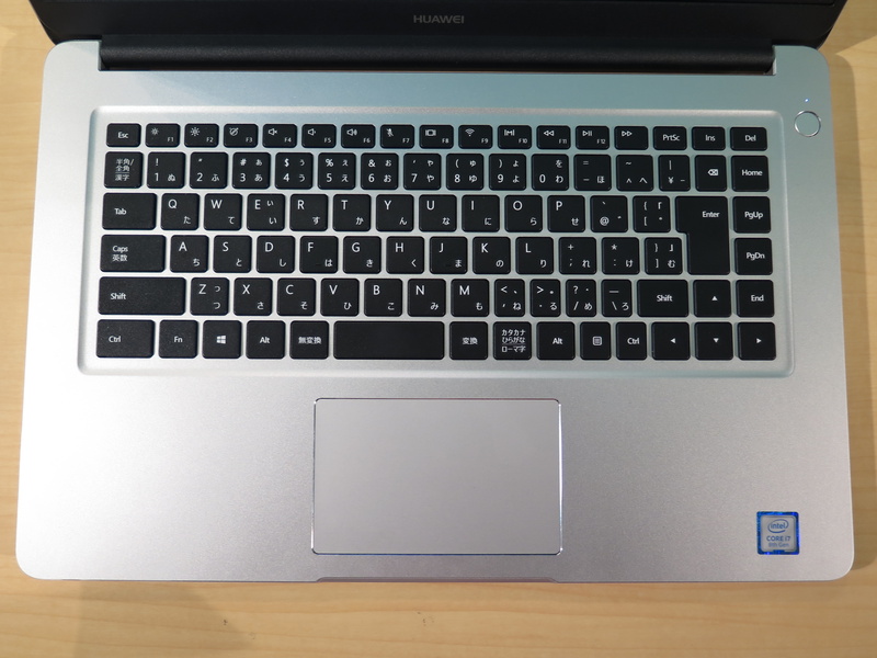 キーボードは日本語配列となった