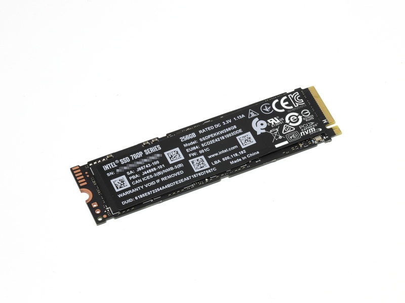 NVMe SSDの「Intel SSD 760p (256GB)」