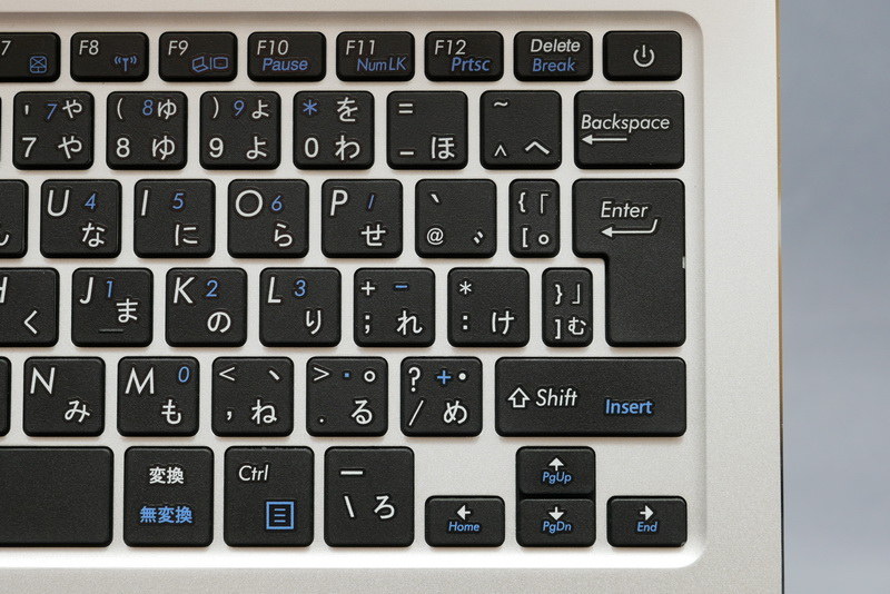 Enterキー横の一部キーのピッチがかなりせまくなり、＼キーが右Ctrlの右側に配置されている点は残念