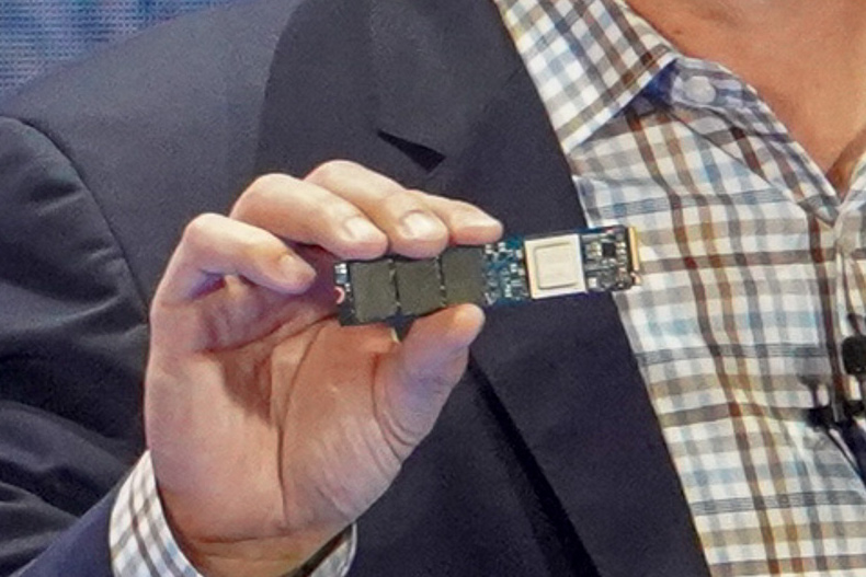 M.2のIntel Optane SSD 905P