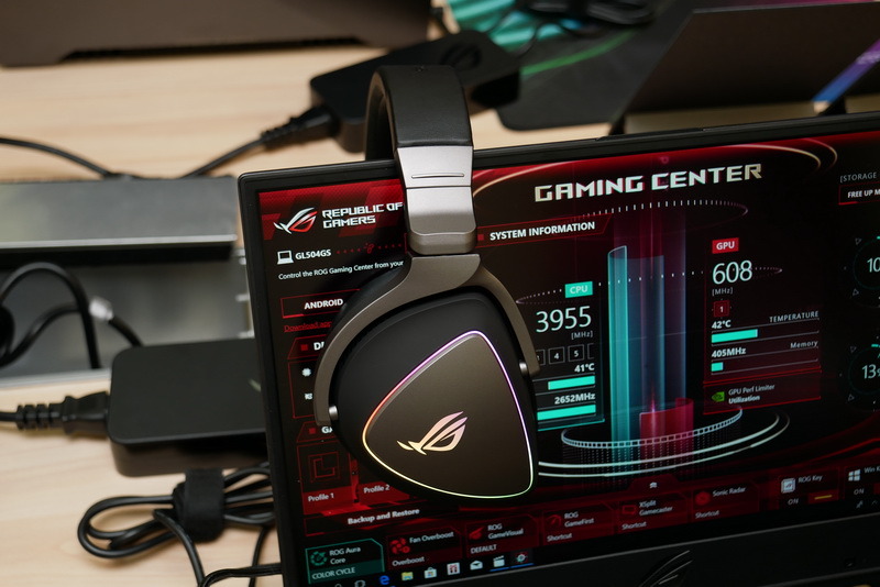 USB Type-C接続のゲーミングヘッドセット「ROG Delta」