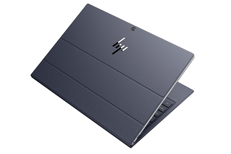 キーボードカバー装着時の背面