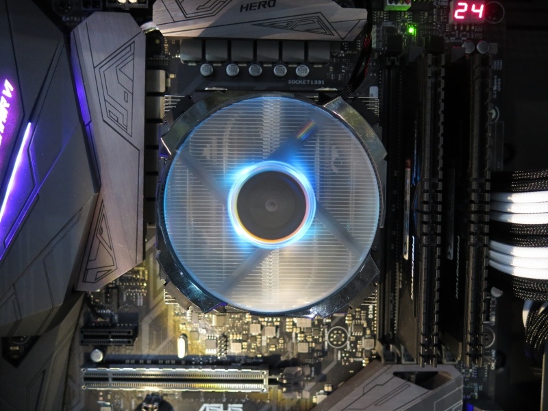 ケース内に組み入れた様子