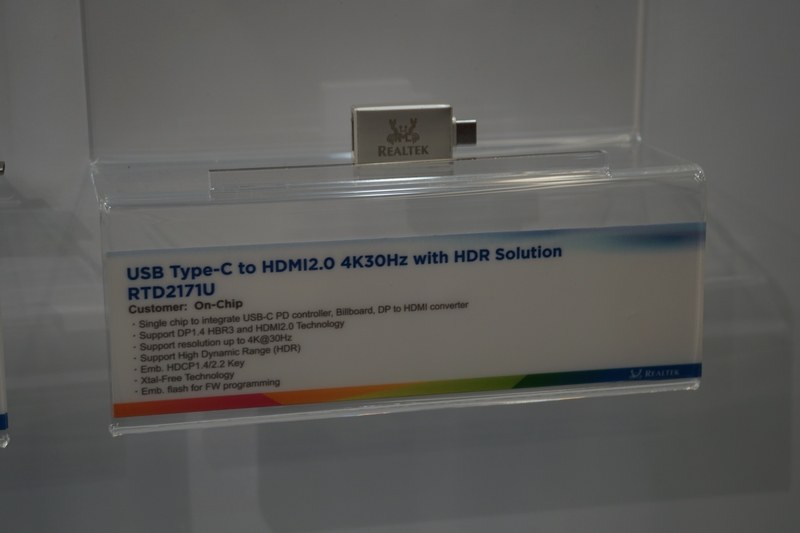 こちらは下位の「RDT2171U」を使った変換アダプタ