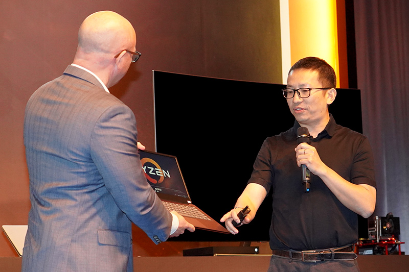 LenovoのRyzen搭載ノートPC