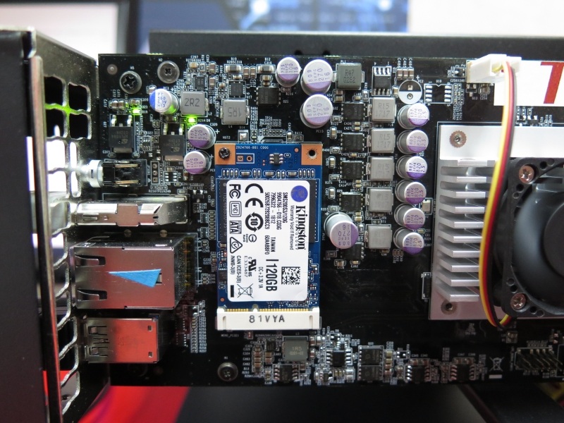 ストレージはmSATAのようだ