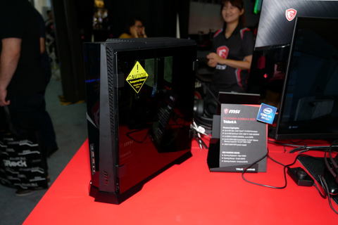 MSI、アスペクト比32:9の超ワイドゲーミングディスプレイや小型
