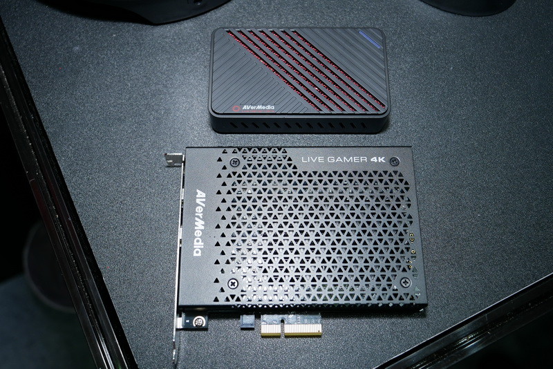 AverMediaが展示した、4Kキャプチャ製品新モデル「Live Gamer 4K GC573」(下)と「Live Game ULTRA GC533」(上)