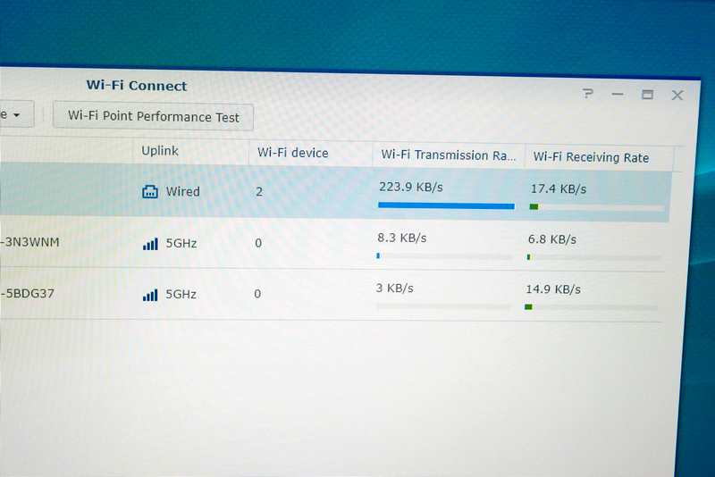 グラフィカルでわかりやすいUIで細かな設定が行なえるのはもちろん、接続状態も簡単に確認できる