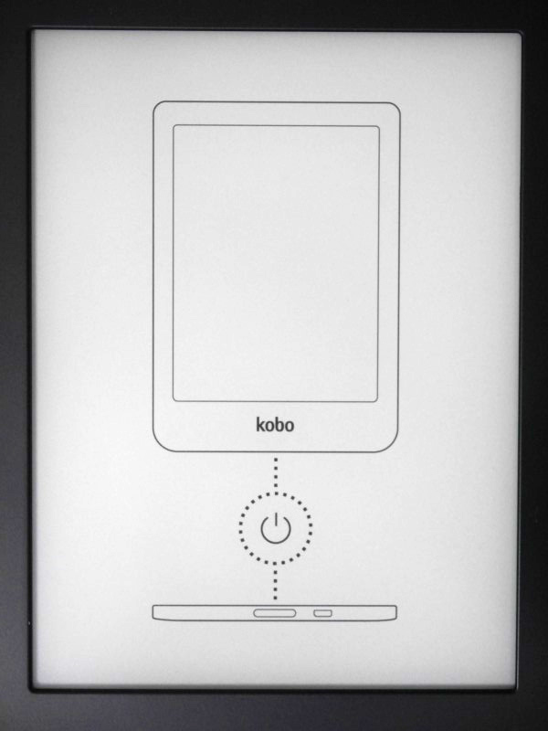 パッケージから出した直後の画面。まずは案内に従って電源をオン