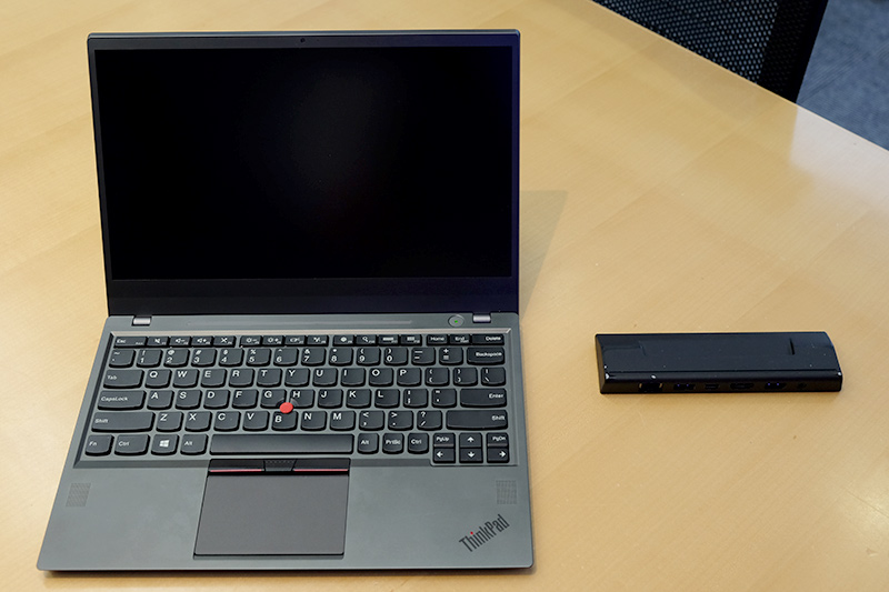 ThinkPad X1 Carbonの概念実証用の試作機