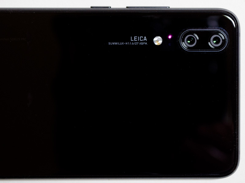 LEICAのロゴが渋い