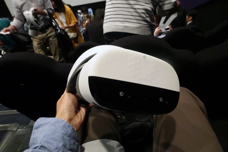 pico neoと思しきVR HMD