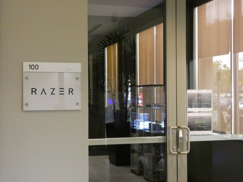 このドアの中がRazerの社内だ