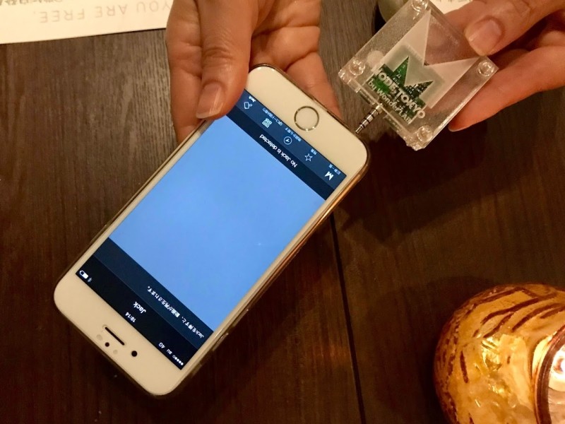 WonderJackは、スマートフォンやタブレットに接続して利用する