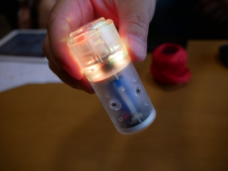 ボタン部分。ボタンはアーケードゲーム用を利用している