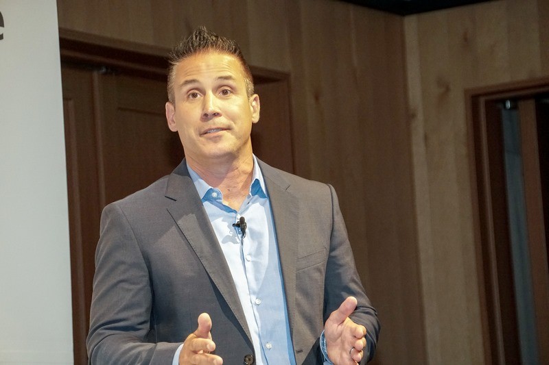 米Microsoft Corporate Vice Presidentのマット・バーロー氏