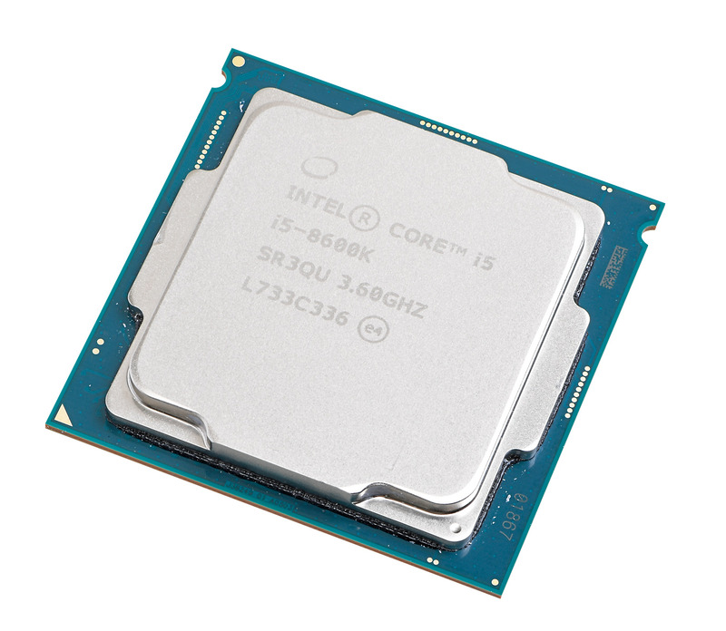 Intel「Core i5-8600K」<br>定格時3.6GHz、Turbo Boost時4.3GHzの6コアCPU。高クロックが多くのゲームに効くことに加え、プレイ実況もこなせる